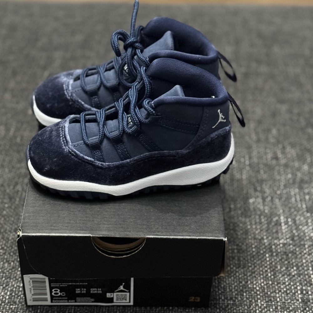 Jordan 11 retro TD sz 8c unisex
